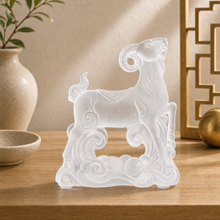 Cargar esta imagen a la galería, Cabra en Cristal - Contexto Feng Shui - imagen complementaria 2