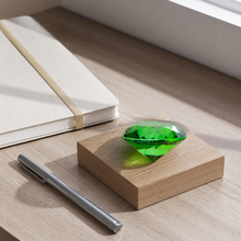 Cargar esta imagen a la galería, Cristal Verde para la buena suerte - Beneficio simbolico - imagen complementaria 3