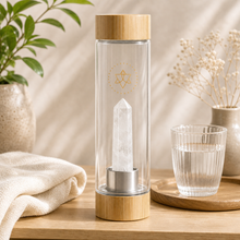 Cargar esta imagen a la galería, Termo con Cuarzo de Cristal - Lifestyle cotidiano - imagen complementaria 1
