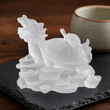 Cargar esta imagen a la galería, Tortuga Dragón en Cristal - Contexto Feng Shui - imagen complementaria 2
